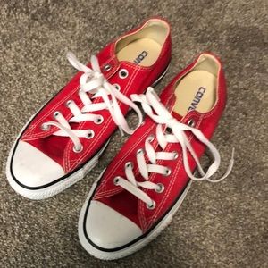 Brand new never worn red converse shoes women’s size 7.5